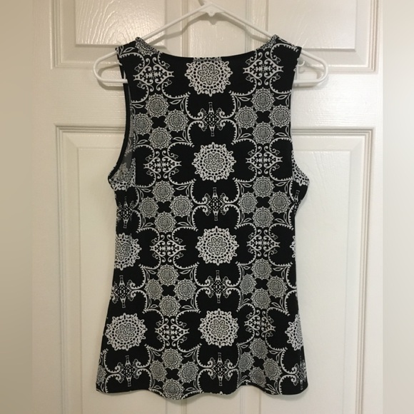 Medallion Patterned Top W/Beading - Picture 4 of 6